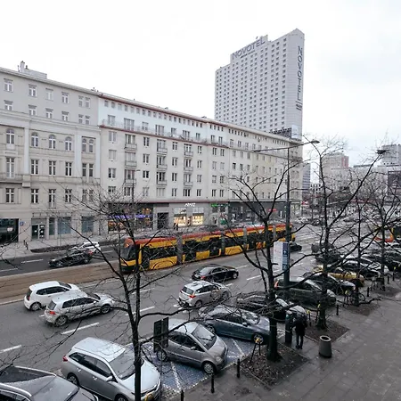 Heart Of Center With Parking 아파트